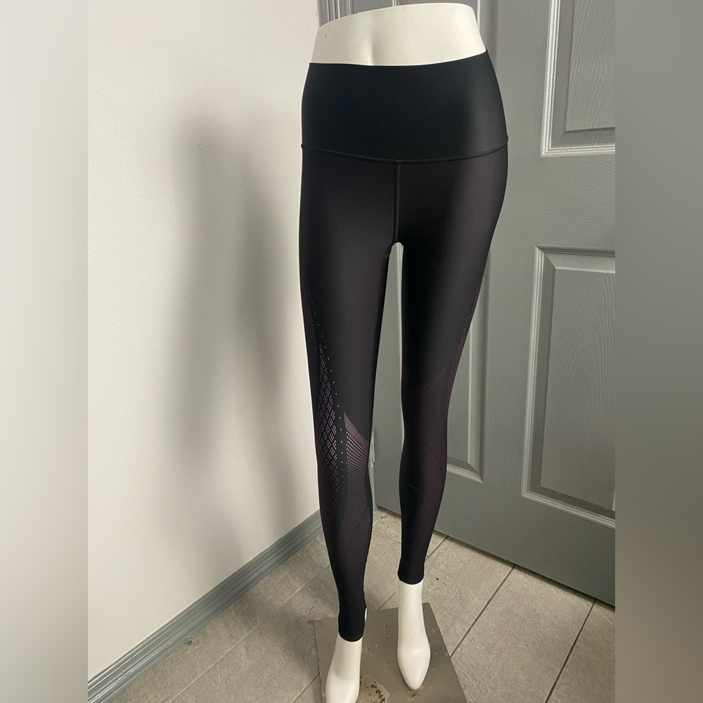 Lululemon Women’s Leggings Size 4
